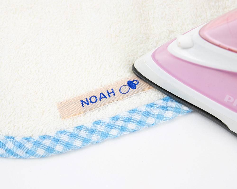 Etiqueta planchable con nombre